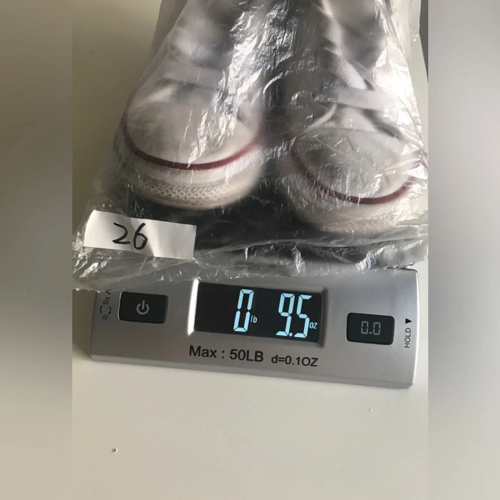 Converse All-Star Chuck Taylor Mid-Tops Malden White Size: US Toddler 10 EUR 26